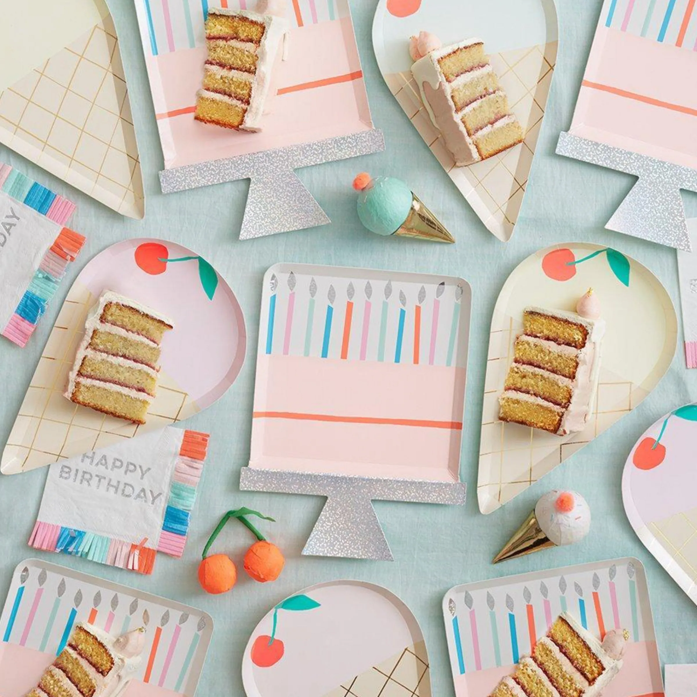 Birthday Cake Plates (x 8)>Meri Meri New