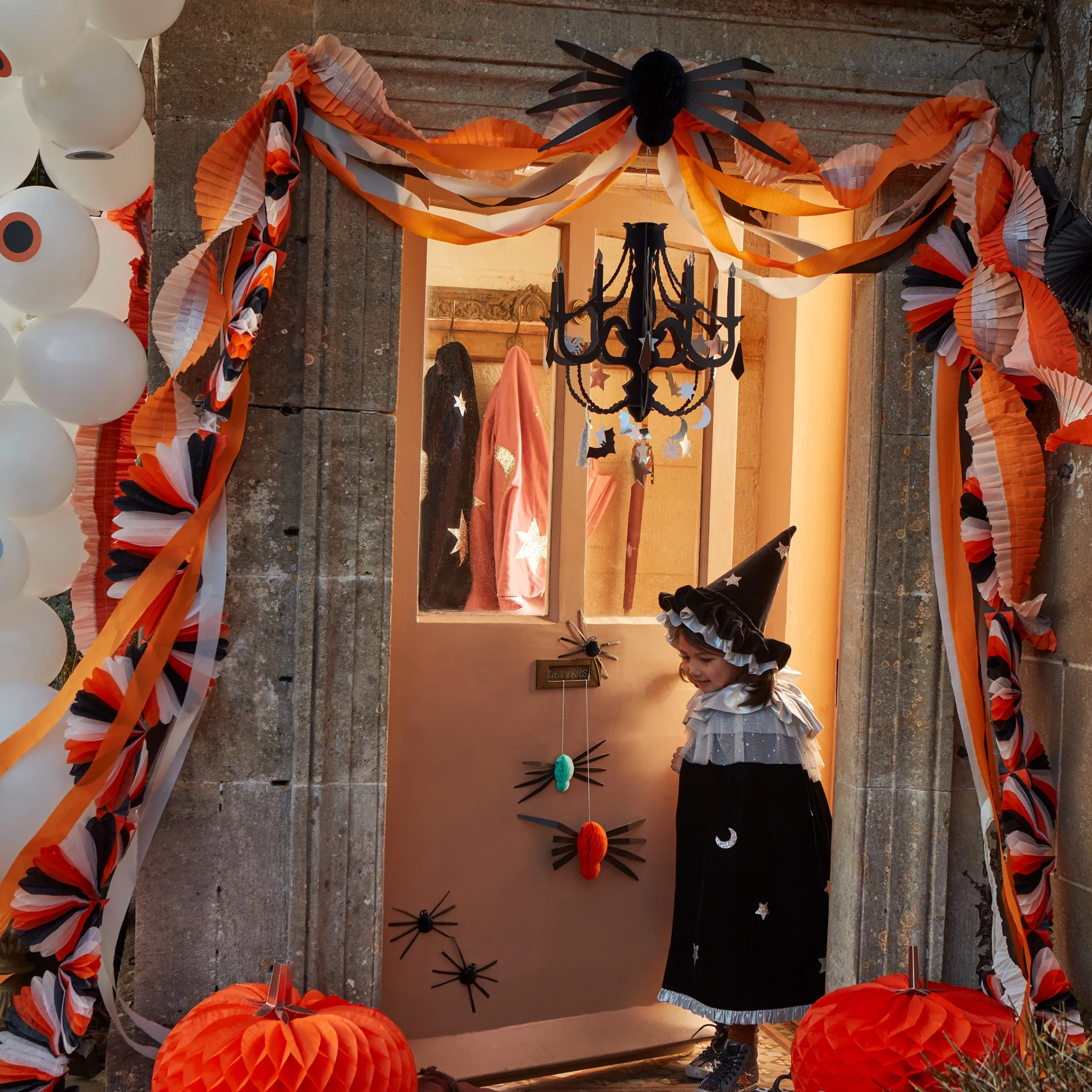Black & Orange Stripe Honeycomb Garland>Meri Meri New