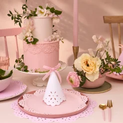 Broderie Anglaise Lace Party Hats (x 8)>Meri Meri Best