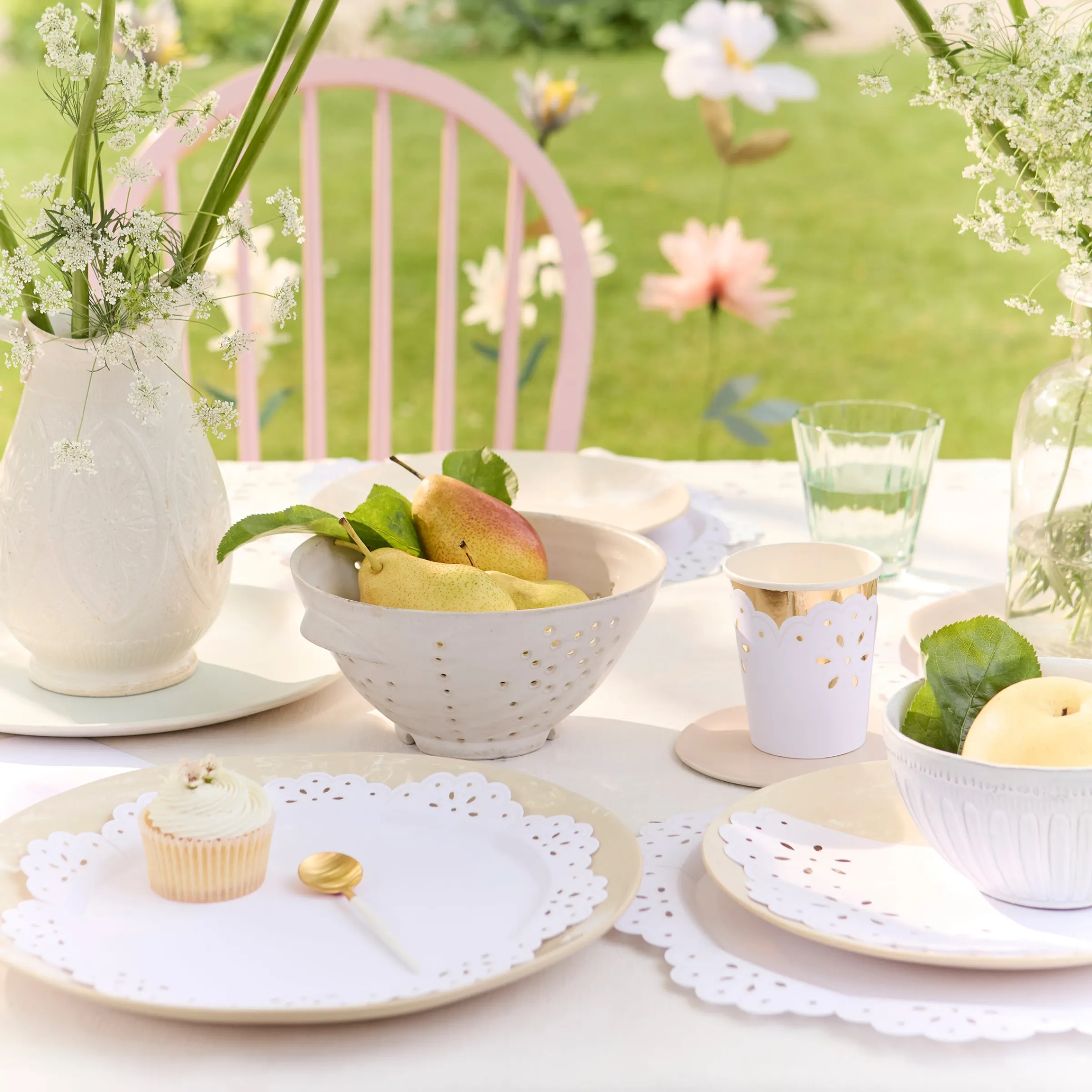 Broderie Anglaise Lace White Dinner Plates (x 8)>Meri Meri Clearance