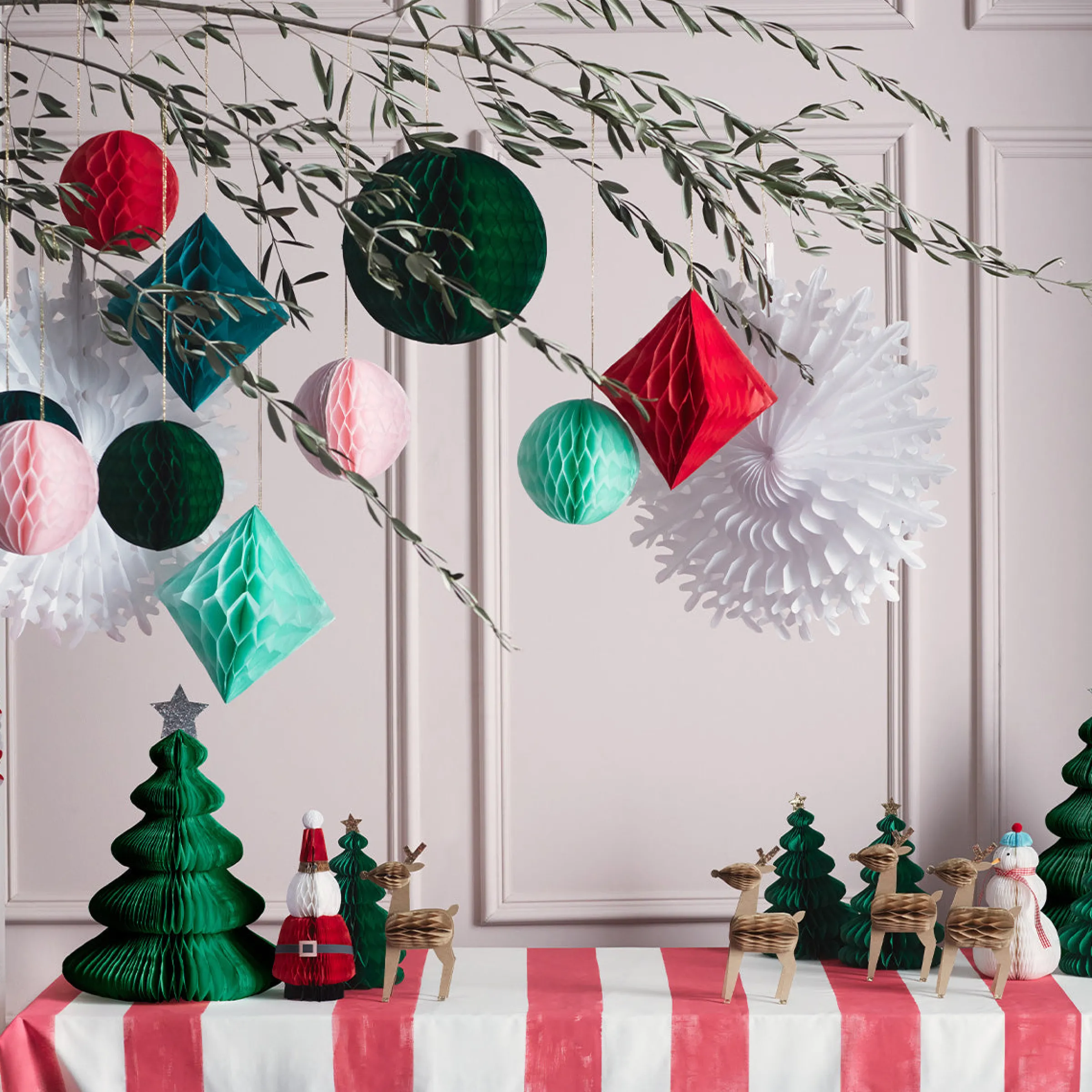 Christmas Honeycomb Decoration Kit (x 16)>Meri Meri Outlet