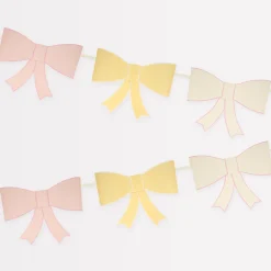 3D Paper Bow Garland>Meri Meri Best