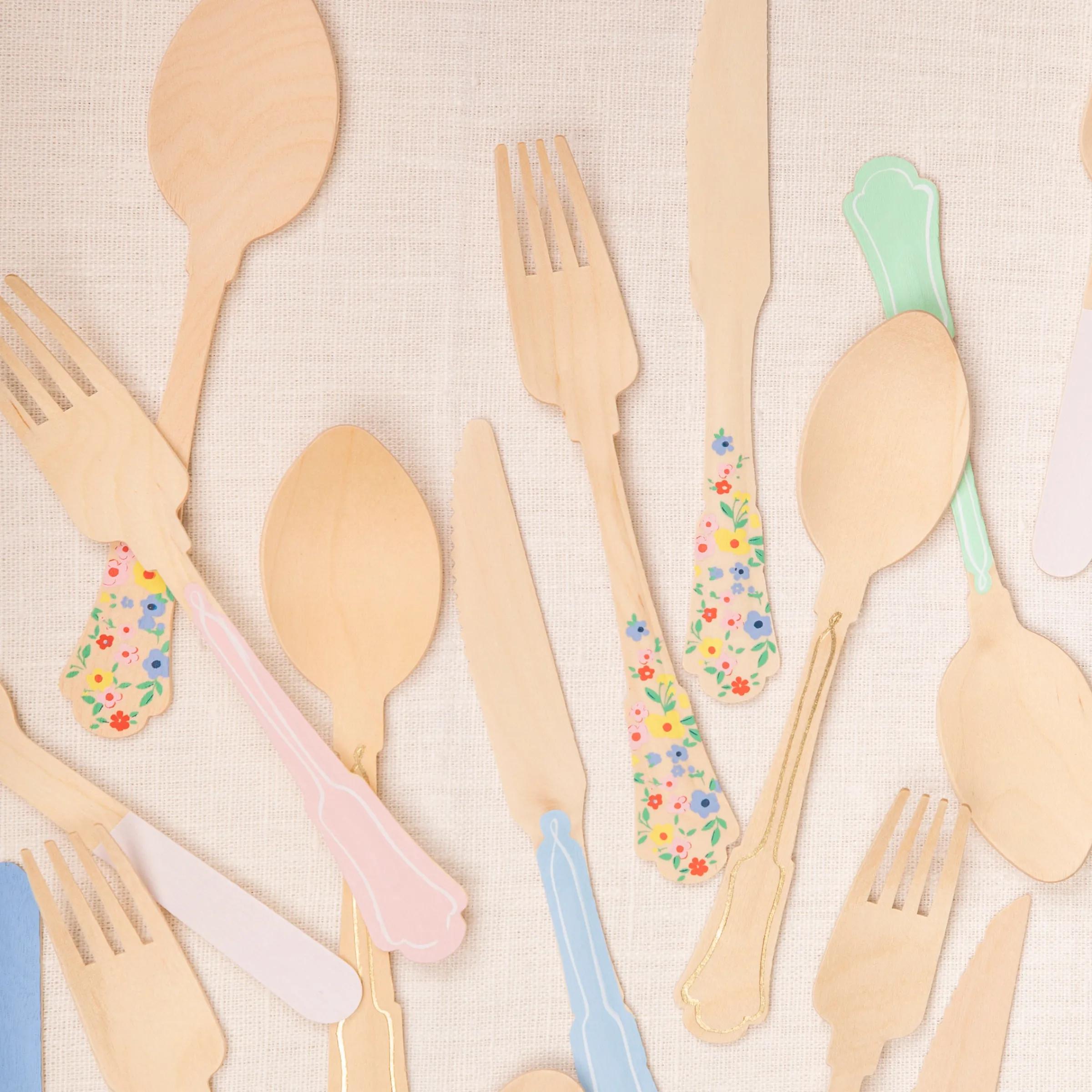 Elegant Gold Foil Detail Wooden Cutlery Set (x 24)>Meri Meri Clearance