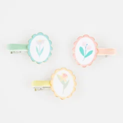 Flower Cameo Hair Clips (x 6)><noscript><img width=