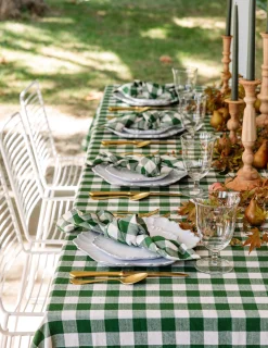 Gingham Hunter Tablecloth><noscript><img width=