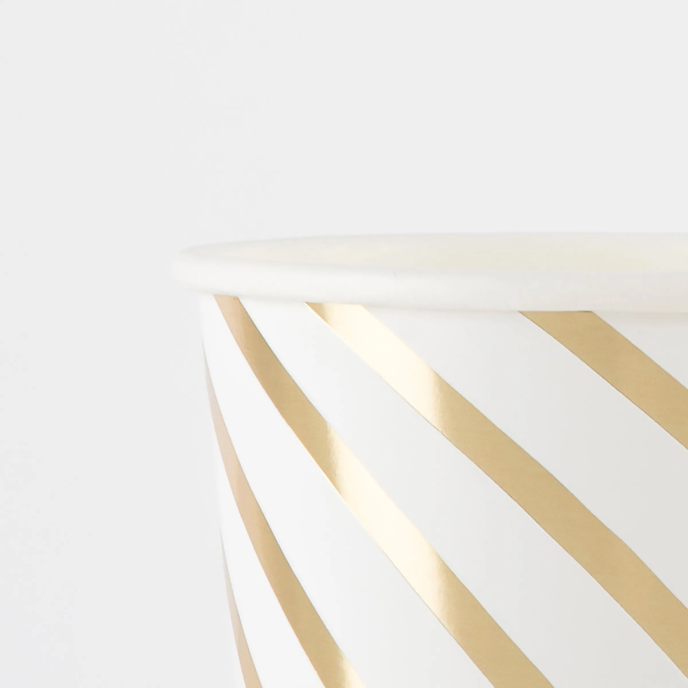 Gold Swirl Cups (x 8)>Meri Meri Discount