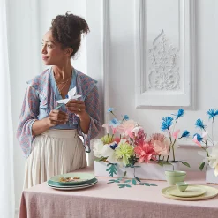 Hazel Gardiner Spring & Summer Table Centerpiece><noscript><img width=