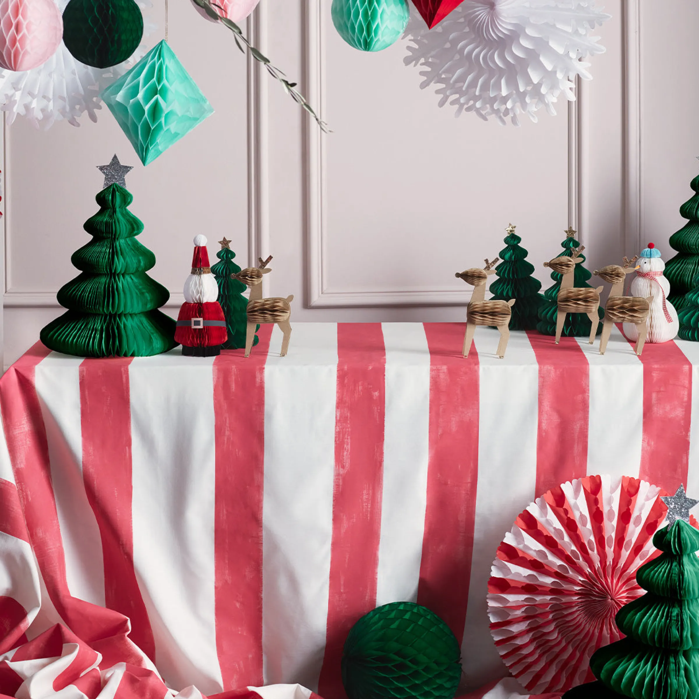 Honeycomb Christmas Characters (x 10)>Meri Meri Fashion