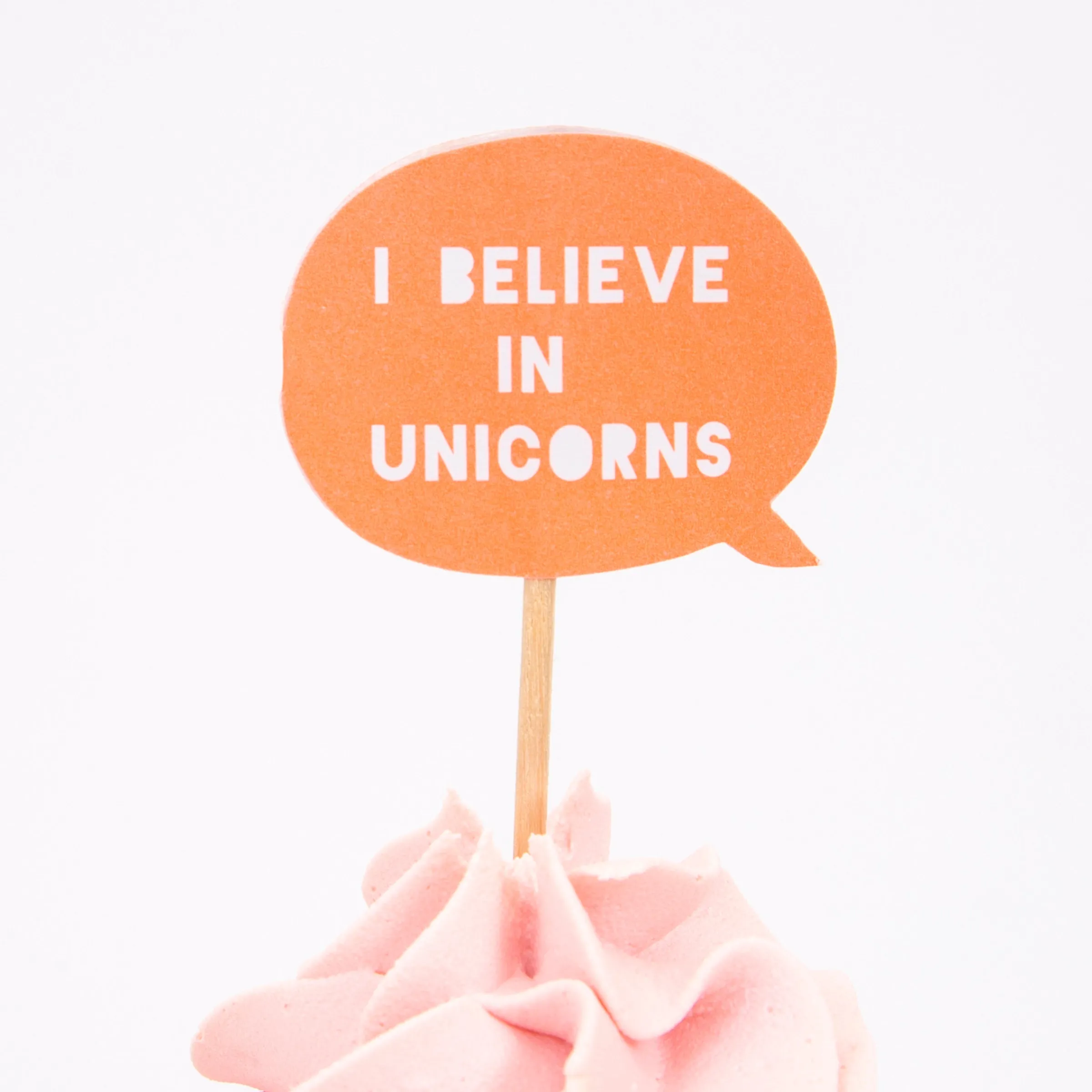 I Believe In Unicorns Cupcake Kit (x 24 toppers)>Meri Meri Online