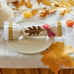 Maple Leaf Shaped Napkins (x 16)><noscript><img width=