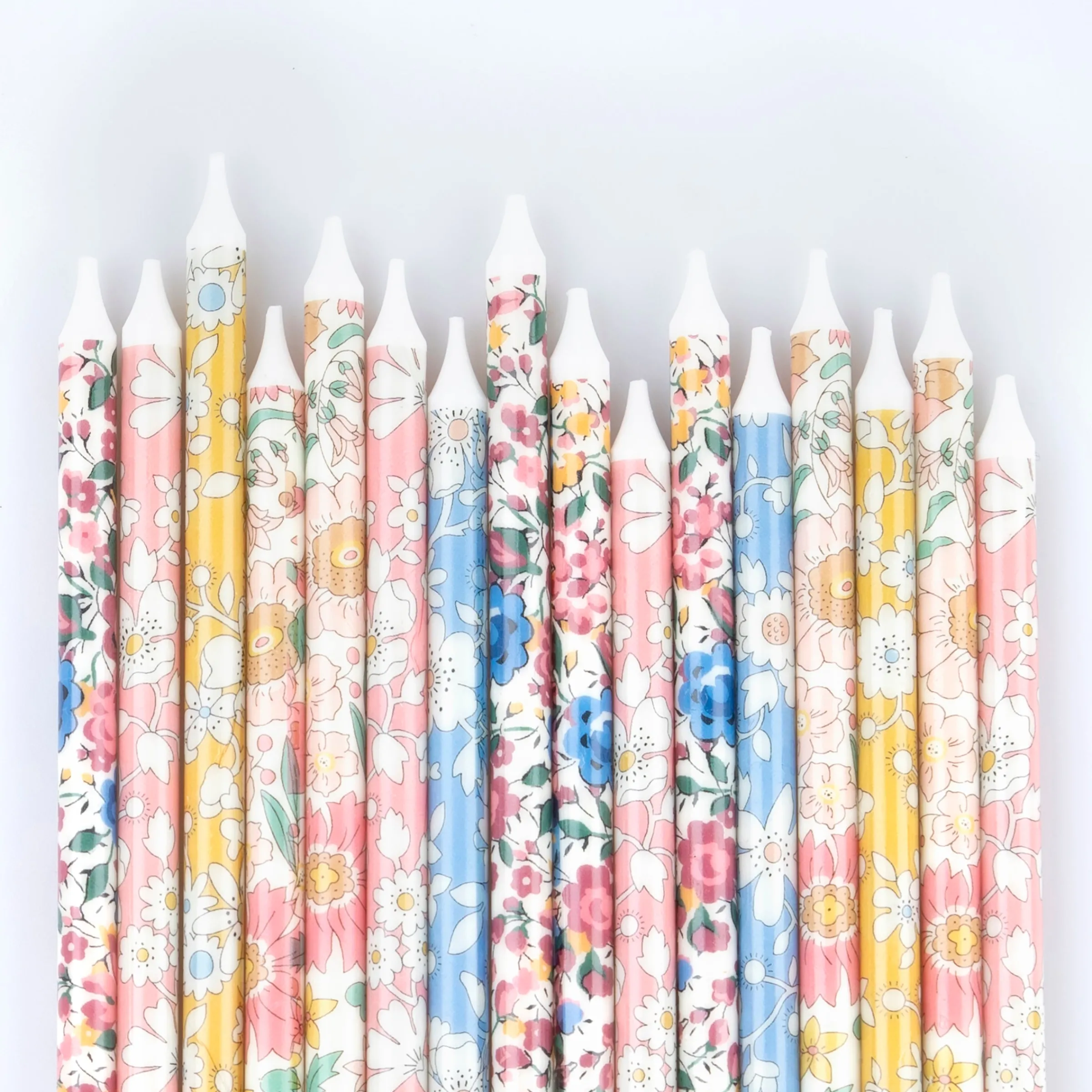 x Liberty Mixed Print Party Candles (x 16)>Meri Meri Sale
