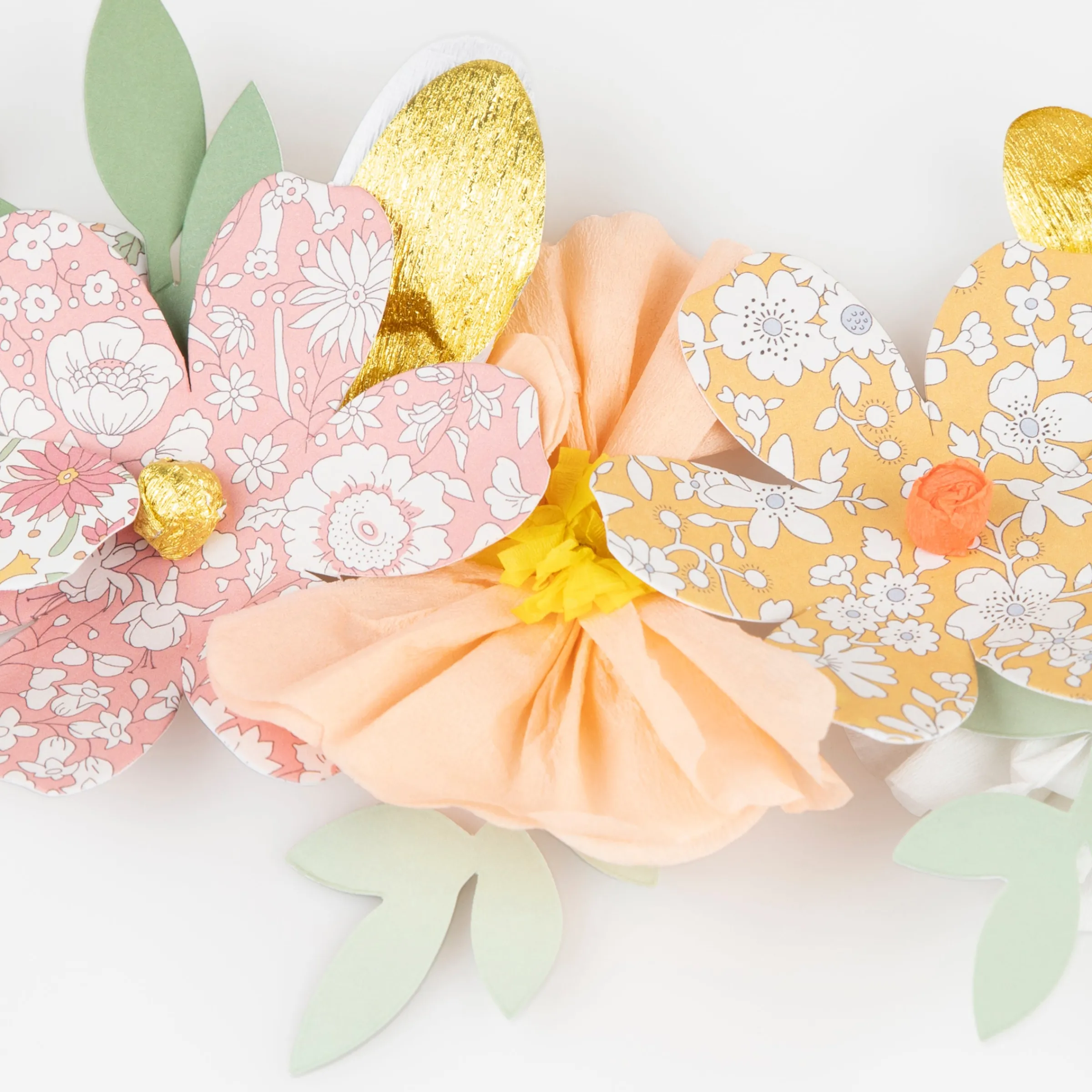 x Liberty Paper Flower Garland>Meri Meri Clearance