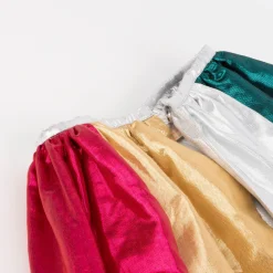 Metallic Rainbow Cape & Wand><noscript><img width=