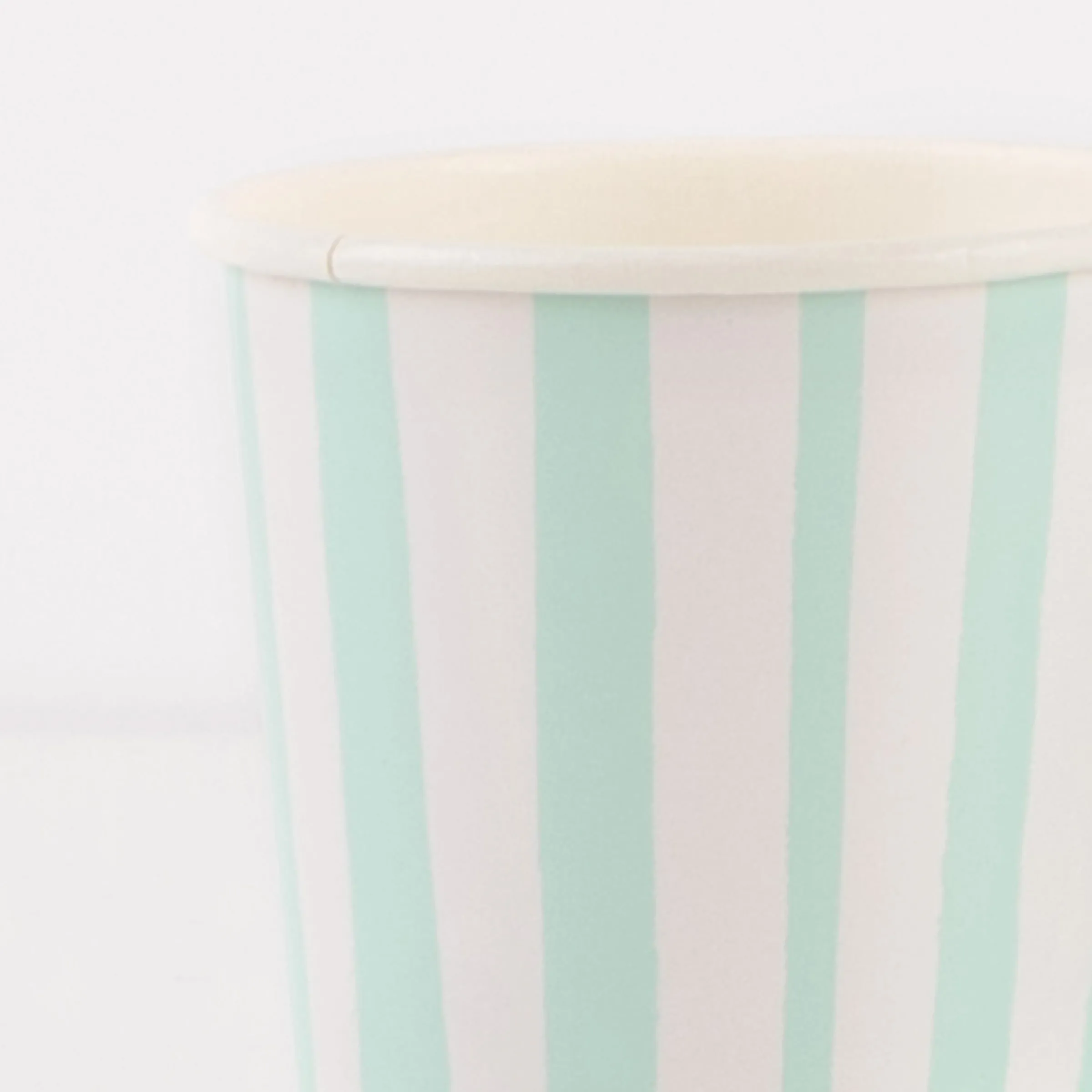 Mint Stripe Cups (x 8)>Meri Meri Sale