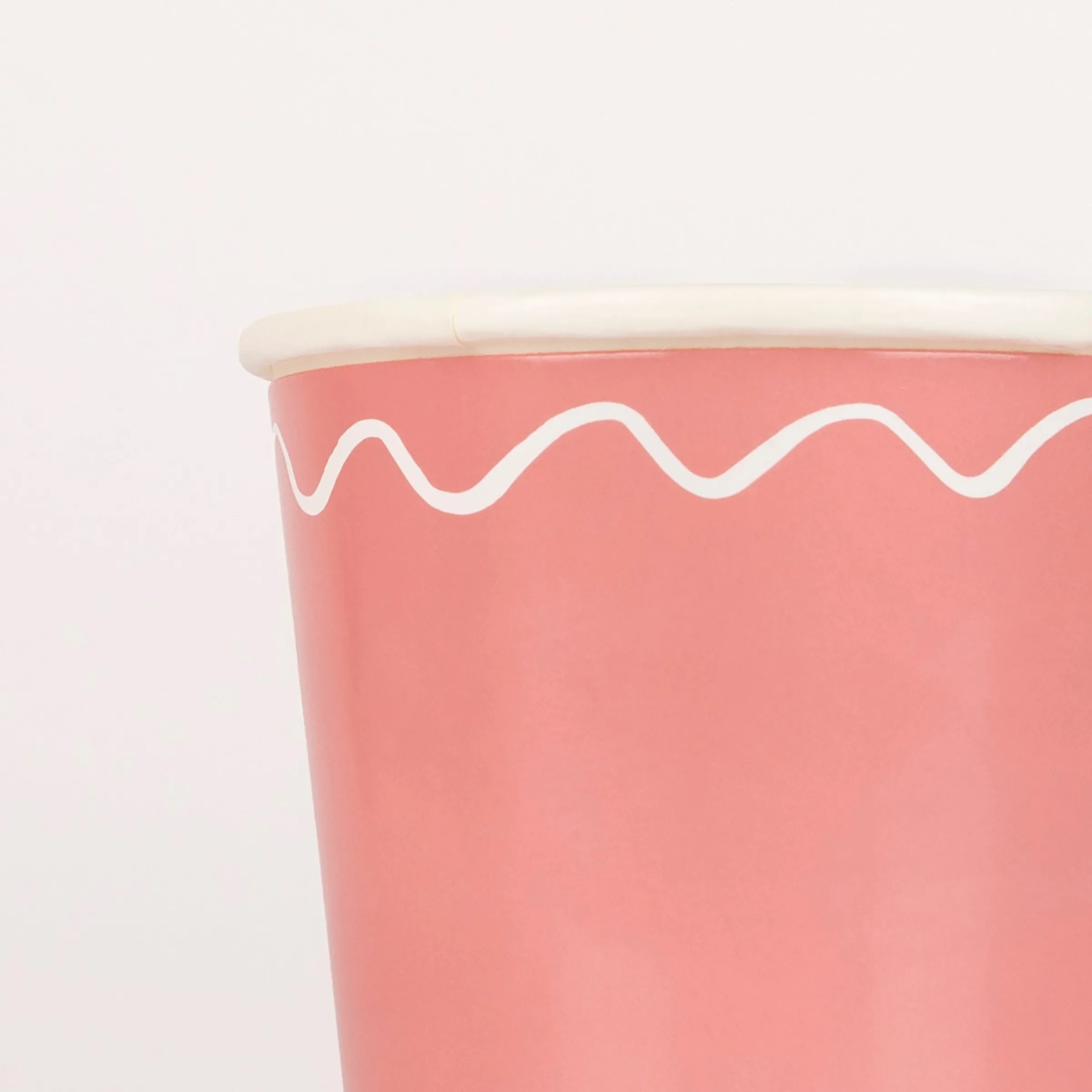 Mixed Wavy Line Cups (x 8)>Meri Meri Discount