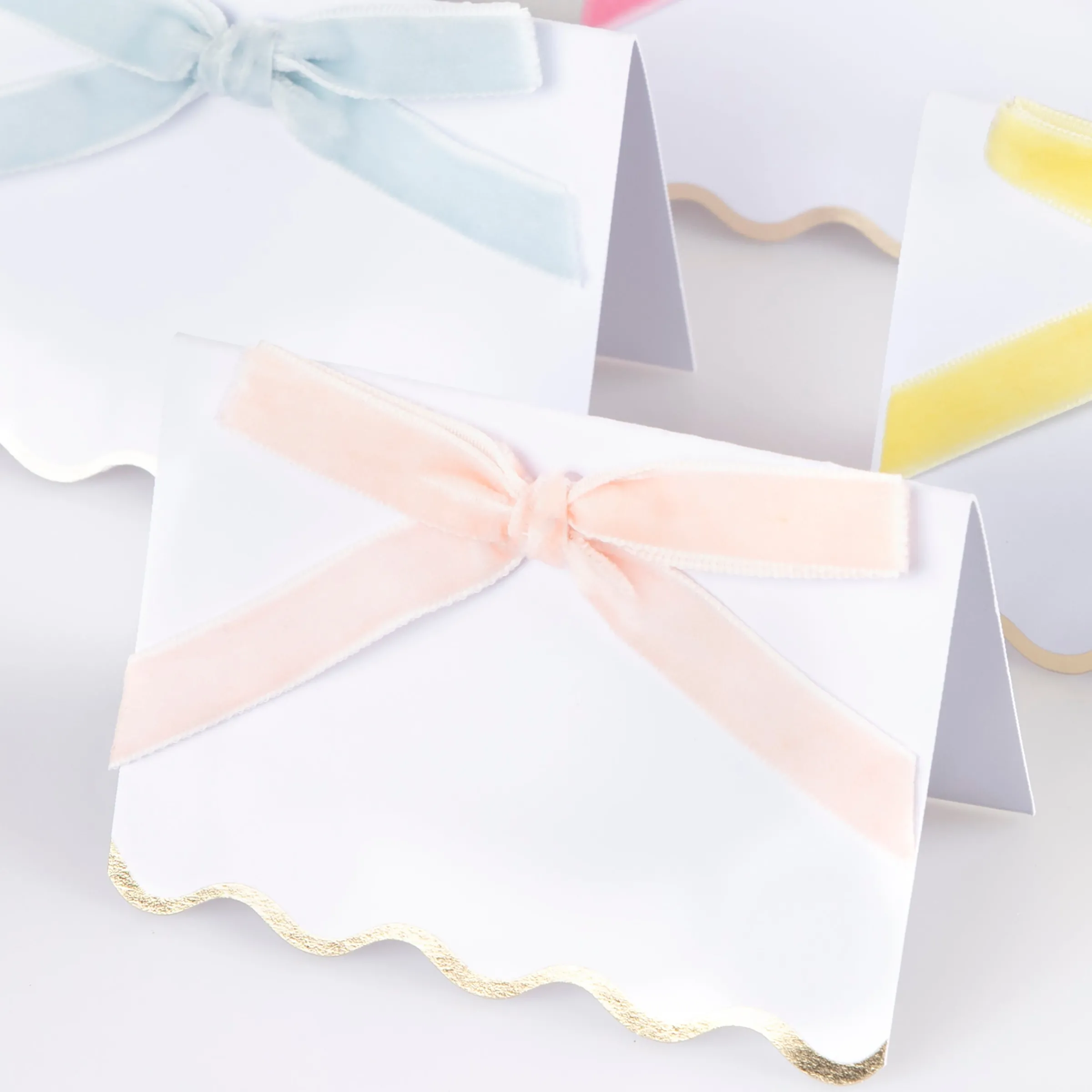 Pastel Velvet Bow Place Cards (x 6)>Meri Meri Online