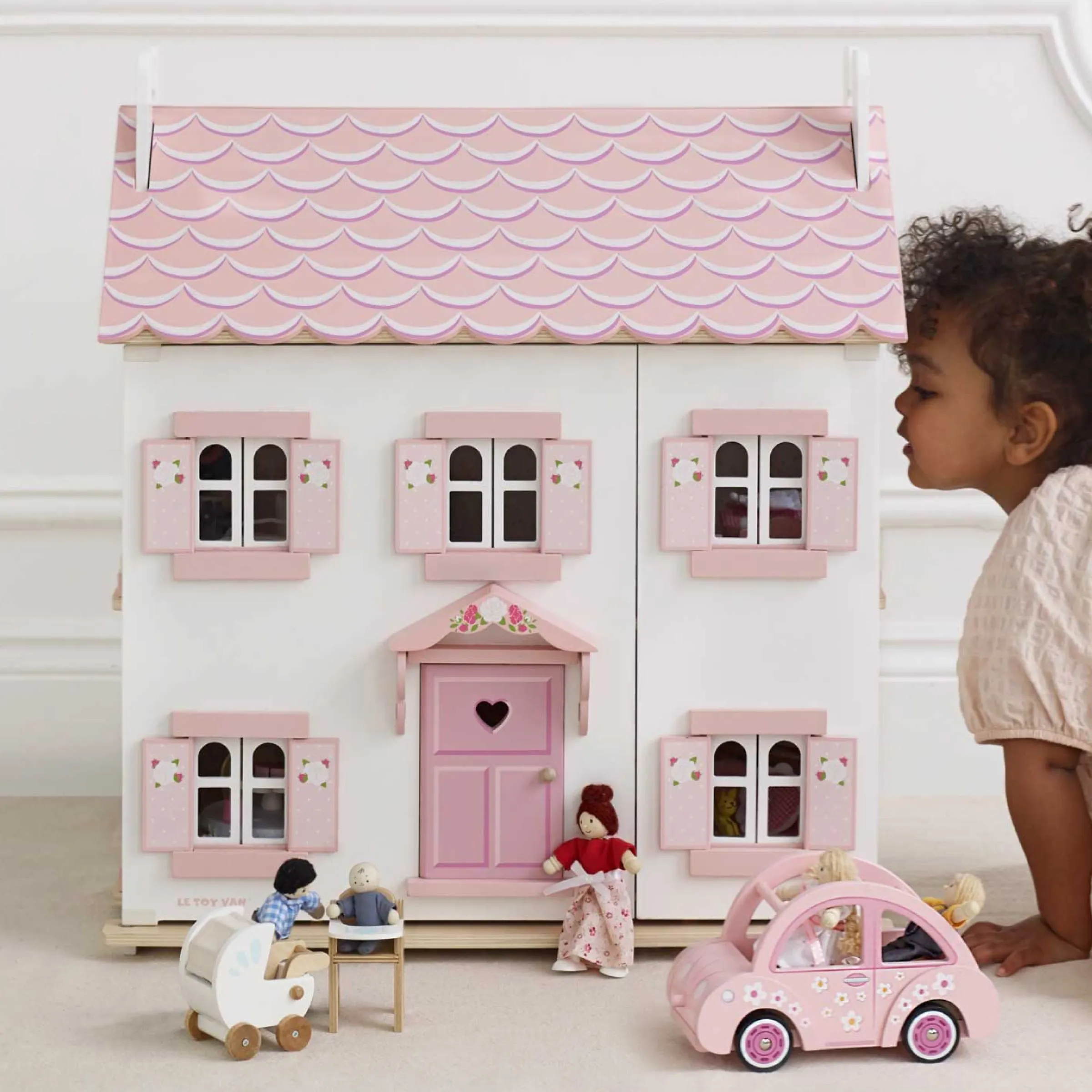Sophie's Wooden Dolls House>Meri Meri Sale