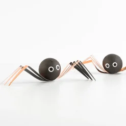 Spider Surprise Balls (x 4)><noscript><img width=
