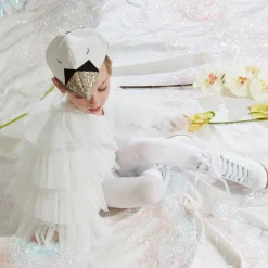 Swan Costume><noscript><img width=