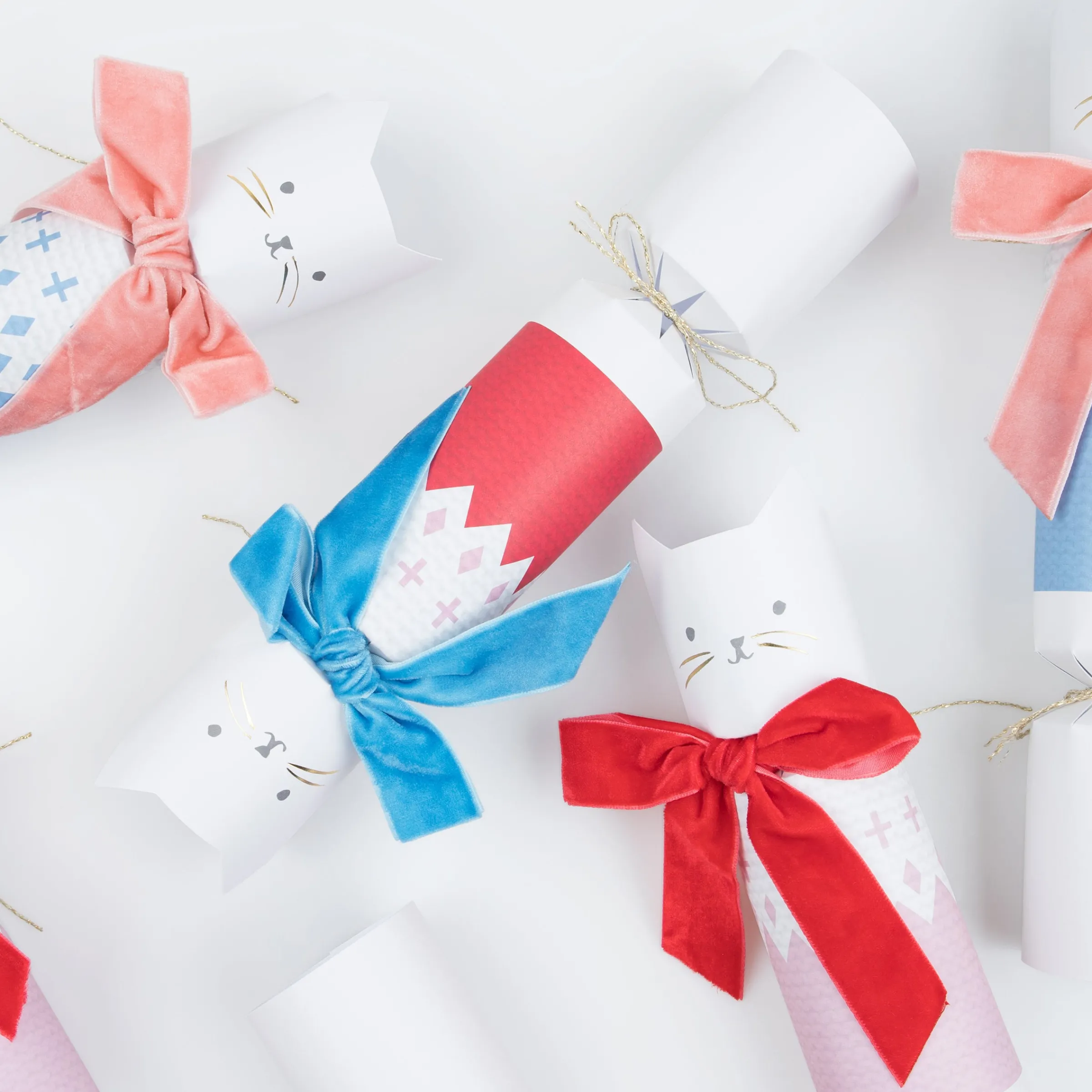 Velvet Bow Cat Crackers (x 6)>Meri Meri Online