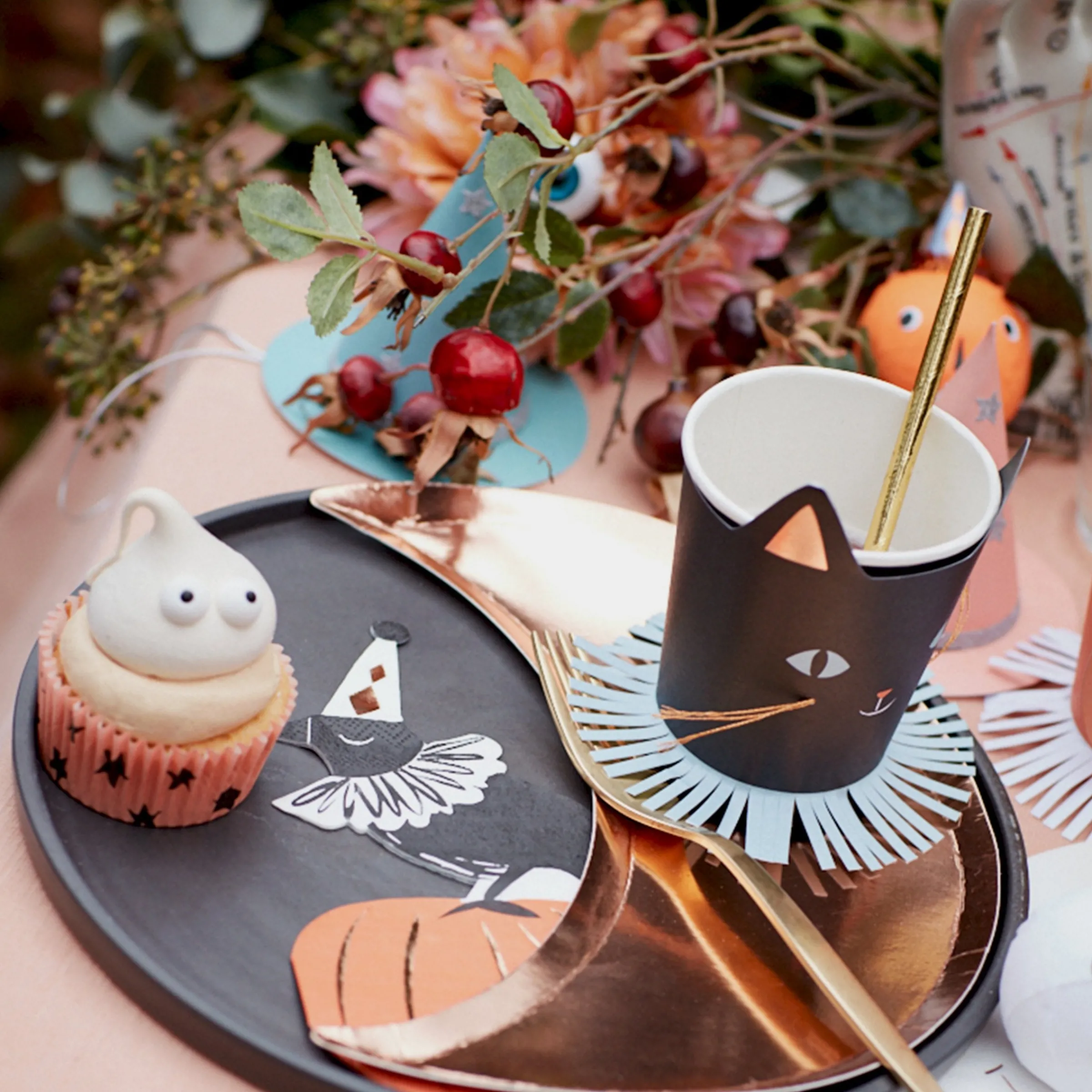 Vintage Halloween Crow Napkins (x 16)>Meri Meri Clearance