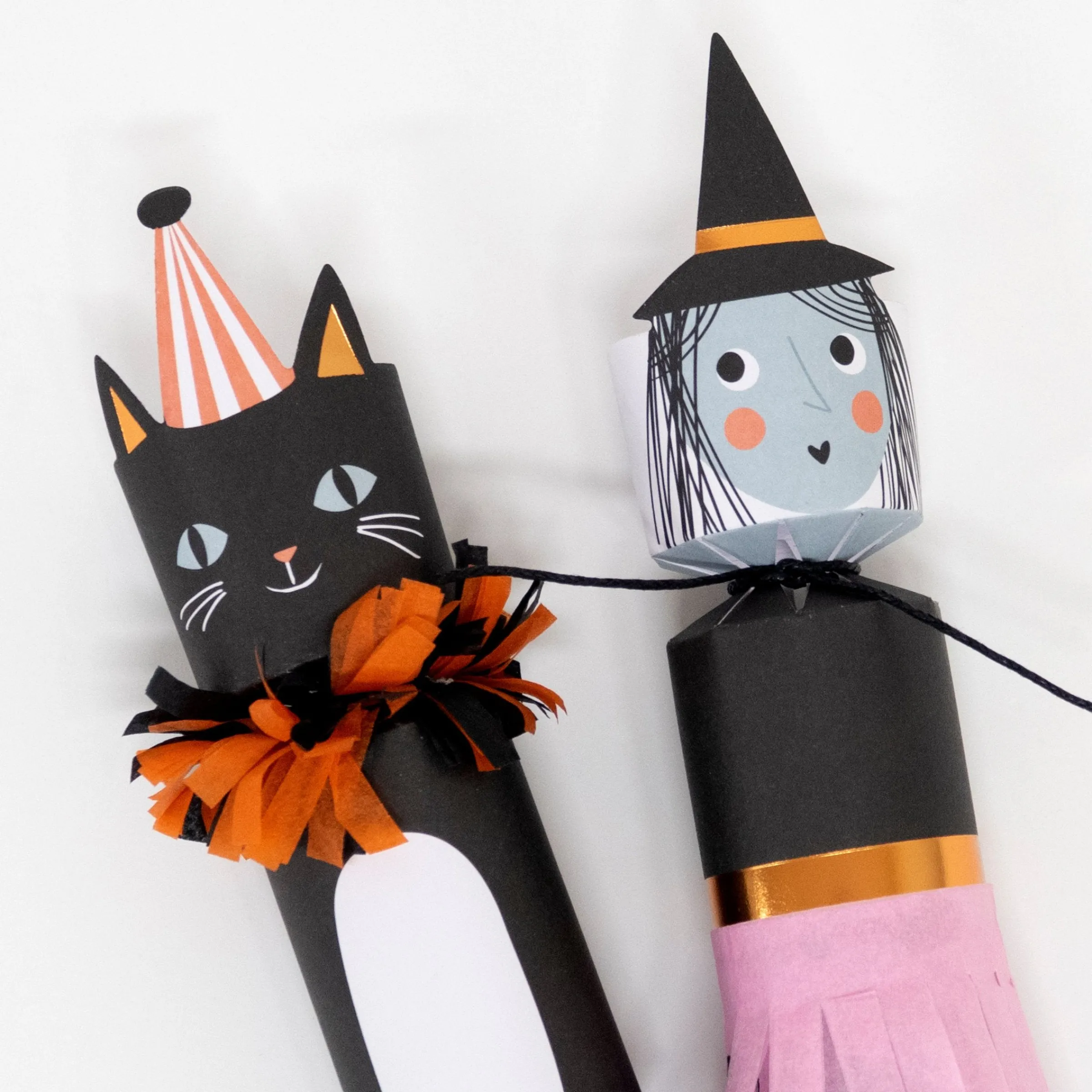 Vintage Halloween Medium Crackers (x 8)>Meri Meri Hot