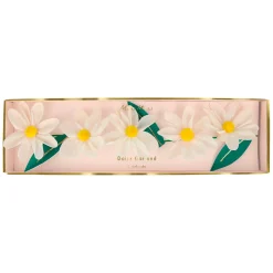 Wild Daisy Garland><noscript><img width=
