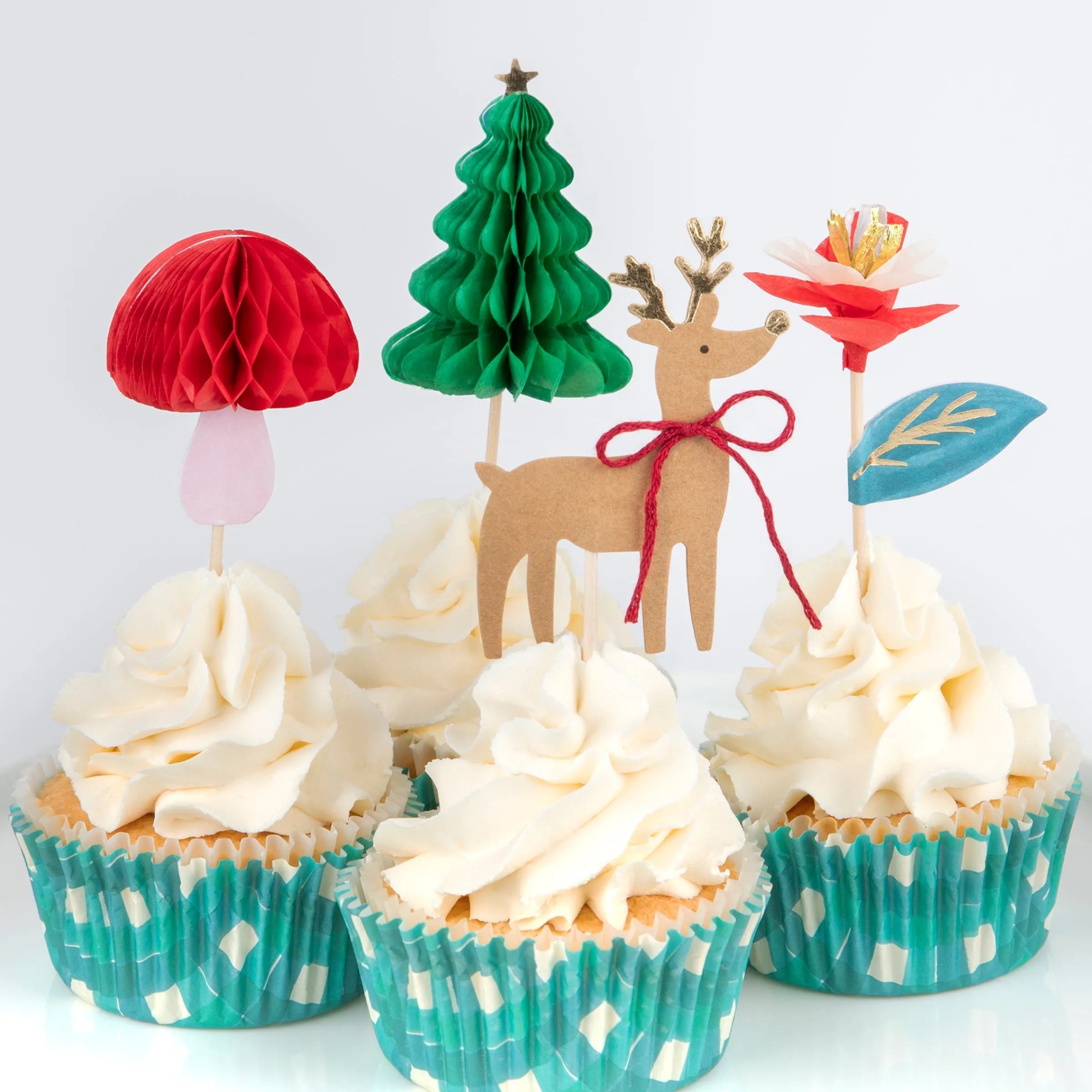 Winter Woodland Cupcake Kit (x 24 toppers)>Meri Meri Clearance